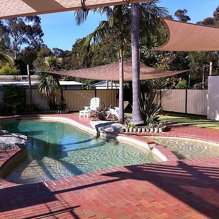 Mallacoota'S Shady Gully Caravan Park Bagian luar foto