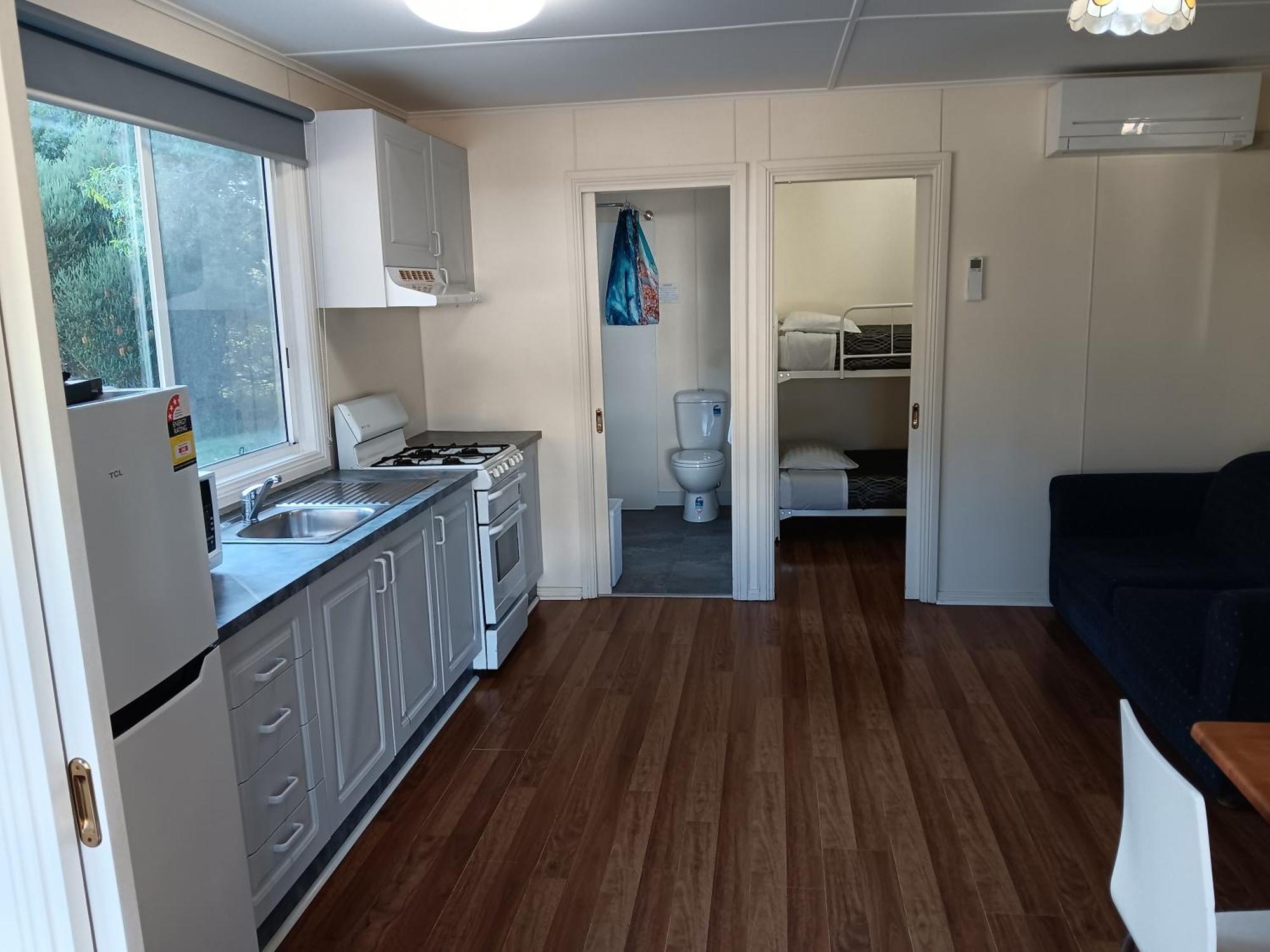 Mallacoota'S Shady Gully Caravan Park Bagian luar foto